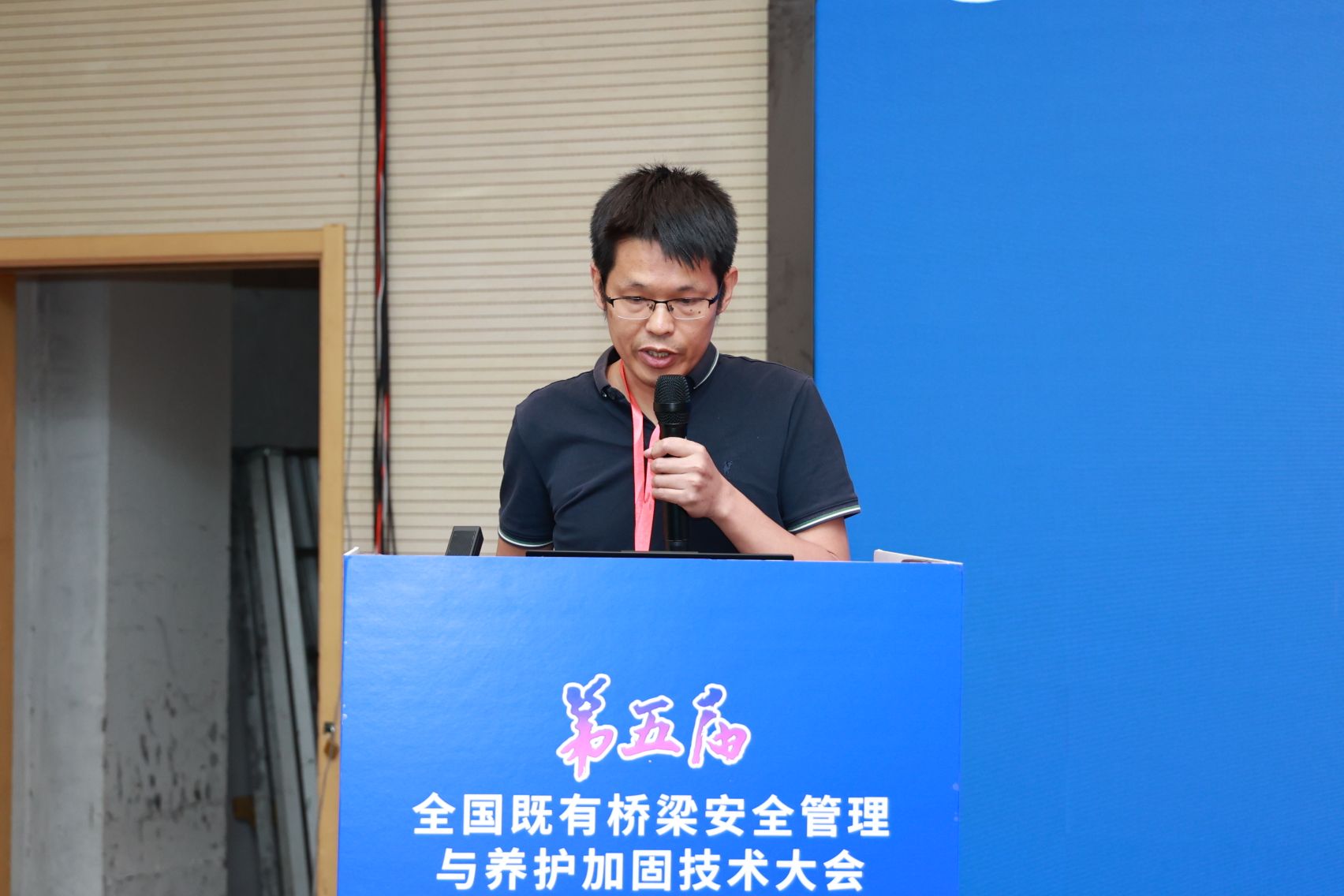 tmp_1368457826.jpg